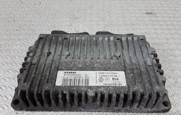 Renault Scenic I Engine control unit/module S105280002D 7700110708