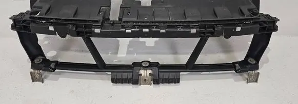 Peugeot 308 Top upper radiator support slam panel 9817230777 MK22226