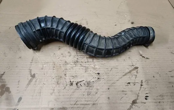 Peugeot Boxer Air intake hose/pipe B340