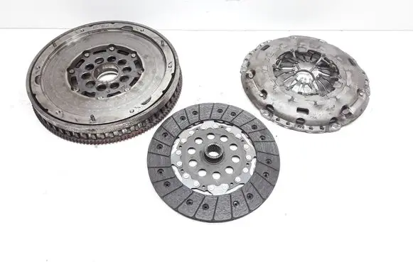 Volvo XC60 Clutch set kit 415071910 324042310 124040310