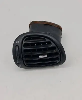 Peugeot 206 Dashboard side air vent grill/cover trim 9632184877 9624664377