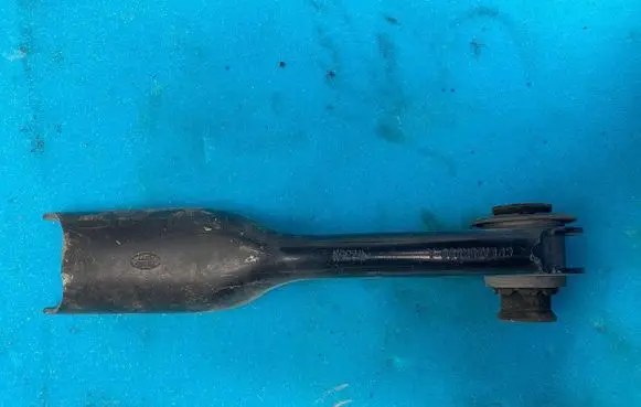 Land Rover Range Rover Sport L494 Rear control arm CPLA5K899A CPLA-5K976-A CPLA5K976A