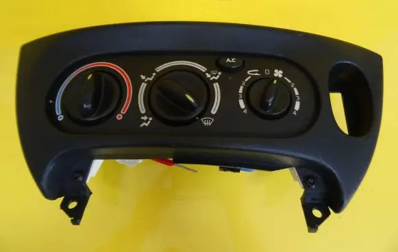 Renault Megane I Climate control unit 657718 101584