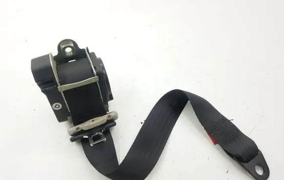 Alfa Romeo 156 Rear seatbelt E2049059 12520000