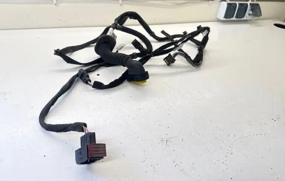Opel Vivaro Front door wiring loom 93856949 8200493568