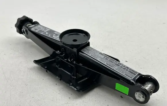 Mercedes-Benz B W245 Lift Jack A1685830715