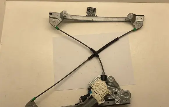 Cadillac CTS Front door window regulator with motor 992663100