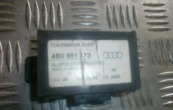 Audi A6 S6 C5 4B Other control units/modules 4b0951173