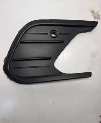Volkswagen Polo VI Front bumper lower grill 2GS853666D
