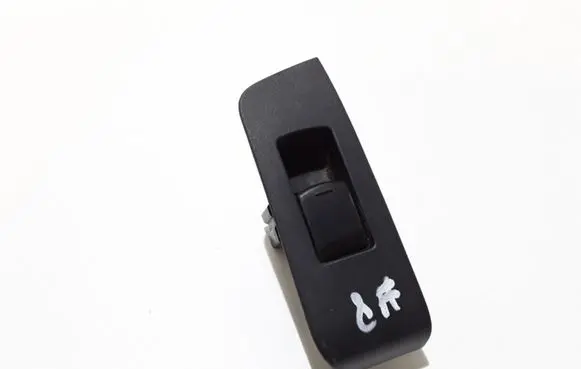 Nissan X-Trail T31 Electric window control switch 25411JG000