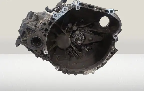 Toyota Avensis T250 Manual 5 speed gearbox 