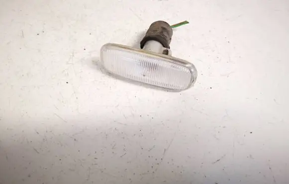 Audi A6 S6 C5 4B Front fender indicator light 4b0949127