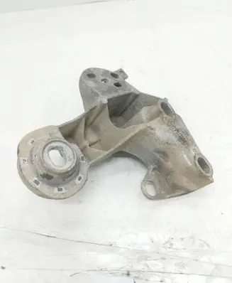 Audi A6 S6 C5 4B Engine mounting bracket 4B0199352A