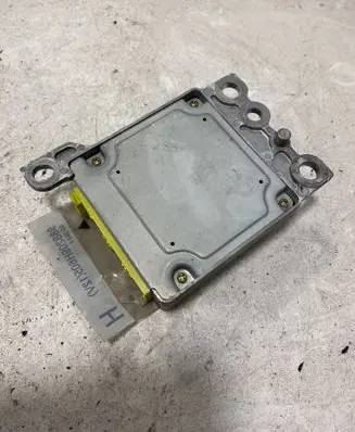 Nissan X-Trail T30 Airbag control unit/module 988209H605 020924