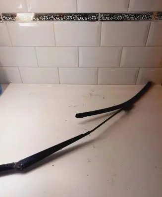 Seat Ibiza III (6L) Windshield/front glass wiper blade 6L1955410E