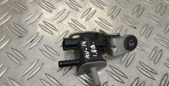 Valve vacuum