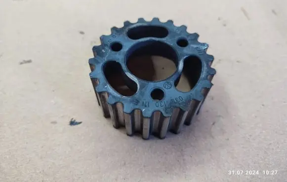 Audi A6 S6 C7 4G Fuel pump gear (pulley) 03L130111