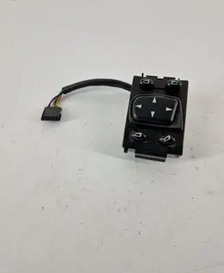 Mercedes-Benz S W220 Wing mirror switch 2208211551