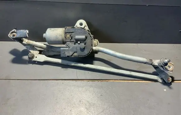 Audi A6 S6 C6 4F Front wiper linkage and motor 4F1955023J