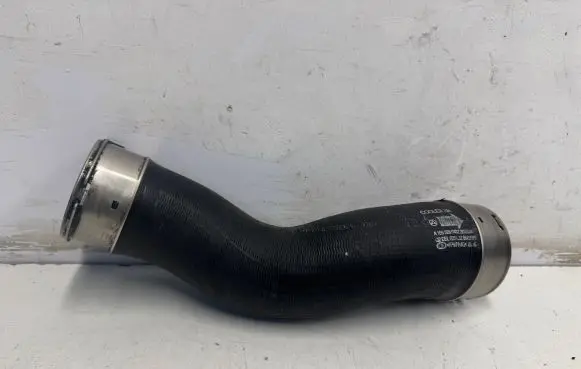 Mercedes-Benz GLE (W166 - C292) Intercooler hose/pipe A1665280482