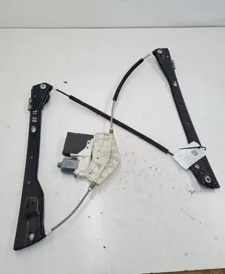 Volkswagen Golf Plus Front door window regulator with motor 5M1837402G 1K0959792K
