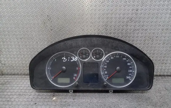 Volkswagen Sharan Speedometer (instrument cluster) 7M3920820H