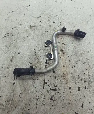 Coolant pipe/hose