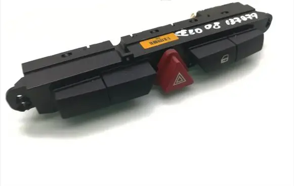 KIA Ceed Hazard light switch 93700-1H900 202006754 93700-1H910