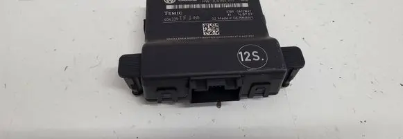 Volkswagen PASSAT B6 Gateway control module 3C0907530E 3C0907951 404339
