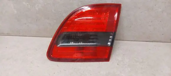 Mercedes-Benz E W211 Tailgate rear/tail lights A2118203064