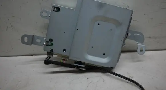 Mazda 3 II Sound amplifier BHS366DRX