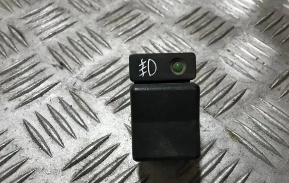 Fog light switch