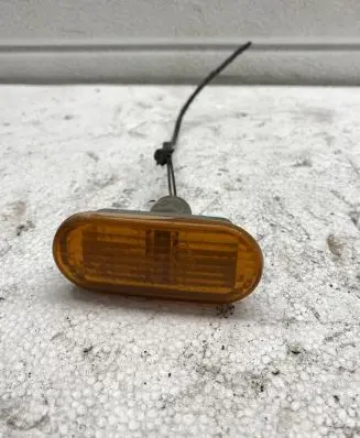 Front indicator light