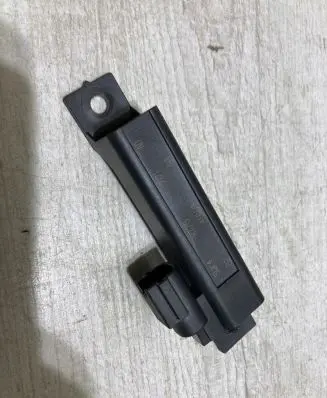 Nissan Micra K14 Aerial antenna amplifier 5wk87757171ad