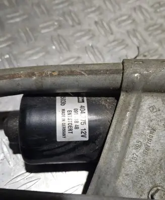 Volvo S80 Front wiper linkage and motor 404775 09151848