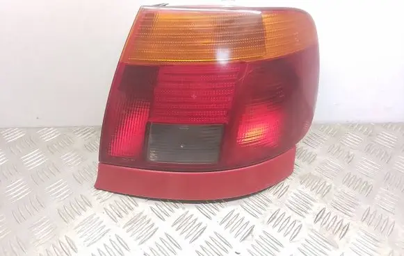 Rear/tail lights