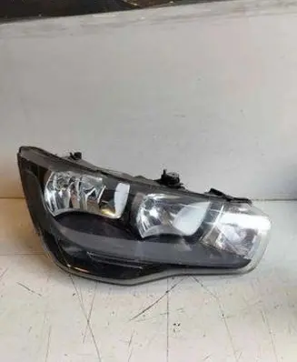 Audi A1 Headlight/headlamp 8X0941004 7000200000 0200959933