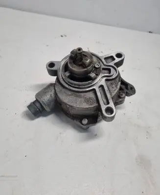 Volvo XC90 Vacuum pump 08699237