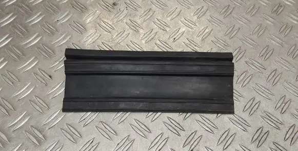 Toyota Sienna XL30 III Fender end trim 