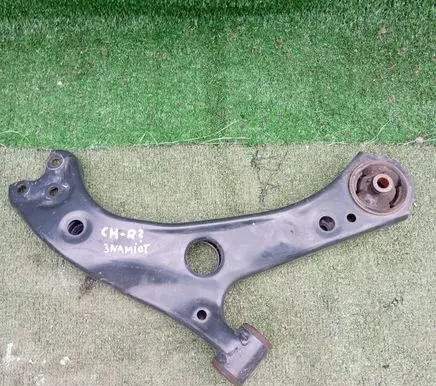 Toyota C-HR I Front lower control arm/wishbone 4865447030