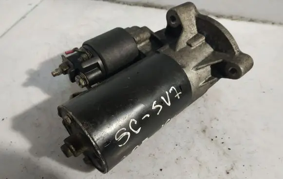 Peugeot 406 Starter motor 0001108176