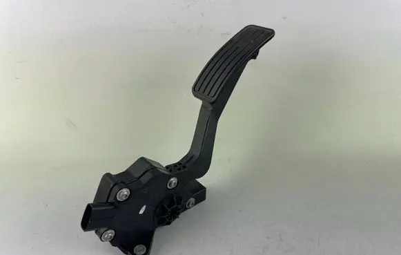 Subaru Outback Accelerator throttle pedal 36010AG140