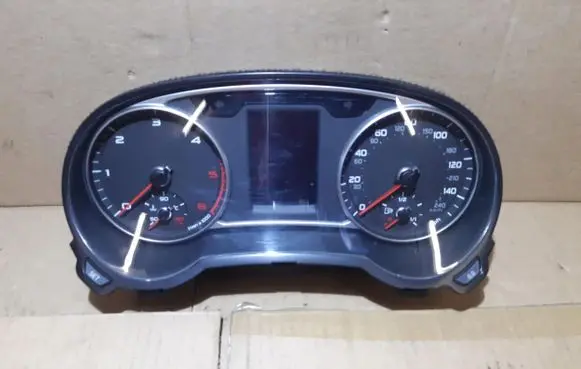 Audi A1 Speedometer (instrument cluster)