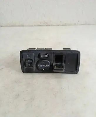 Toyota Corolla Verso E121 Wing mirror switch 183574 777665