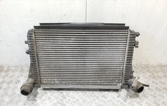 Volkswagen PASSAT B6 Intercooler radiator 3C0145805P