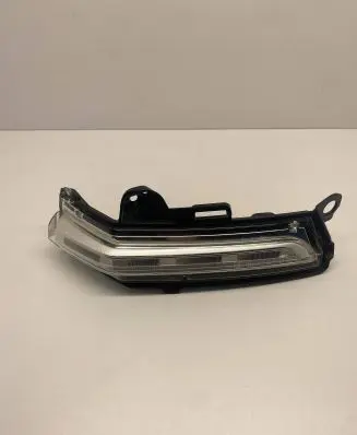 Chevrolet Traverse II Mirror indicator light 1473136 84206439 84105335