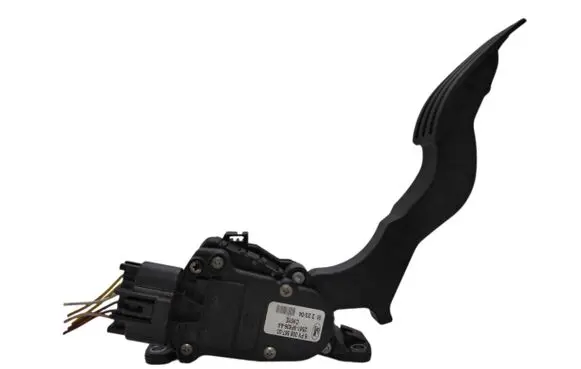 Ford Fusion Accelerator throttle pedal 6PV00856700 2S619F836AA