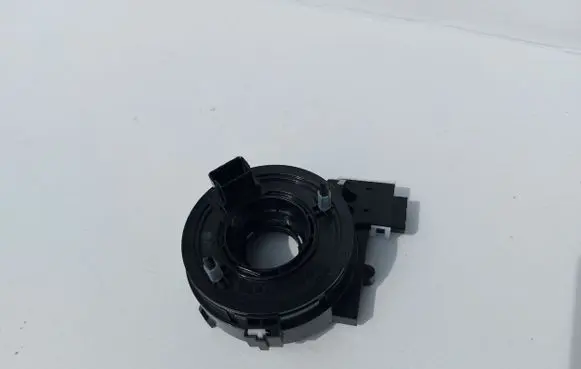 Volkswagen Golf V Voltmeter 