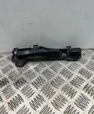 BMW 2 G42 Fender mounting bracket 8495051
