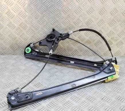 Volkswagen PASSAT B8 Front door electric window regulator C20652101 3G0837461B